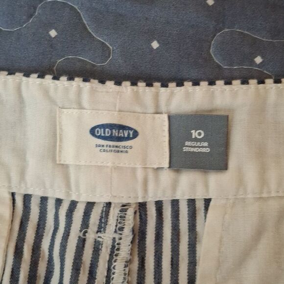 Old Navy Striped Women's Shorts size 10 - Picture 2 of 5